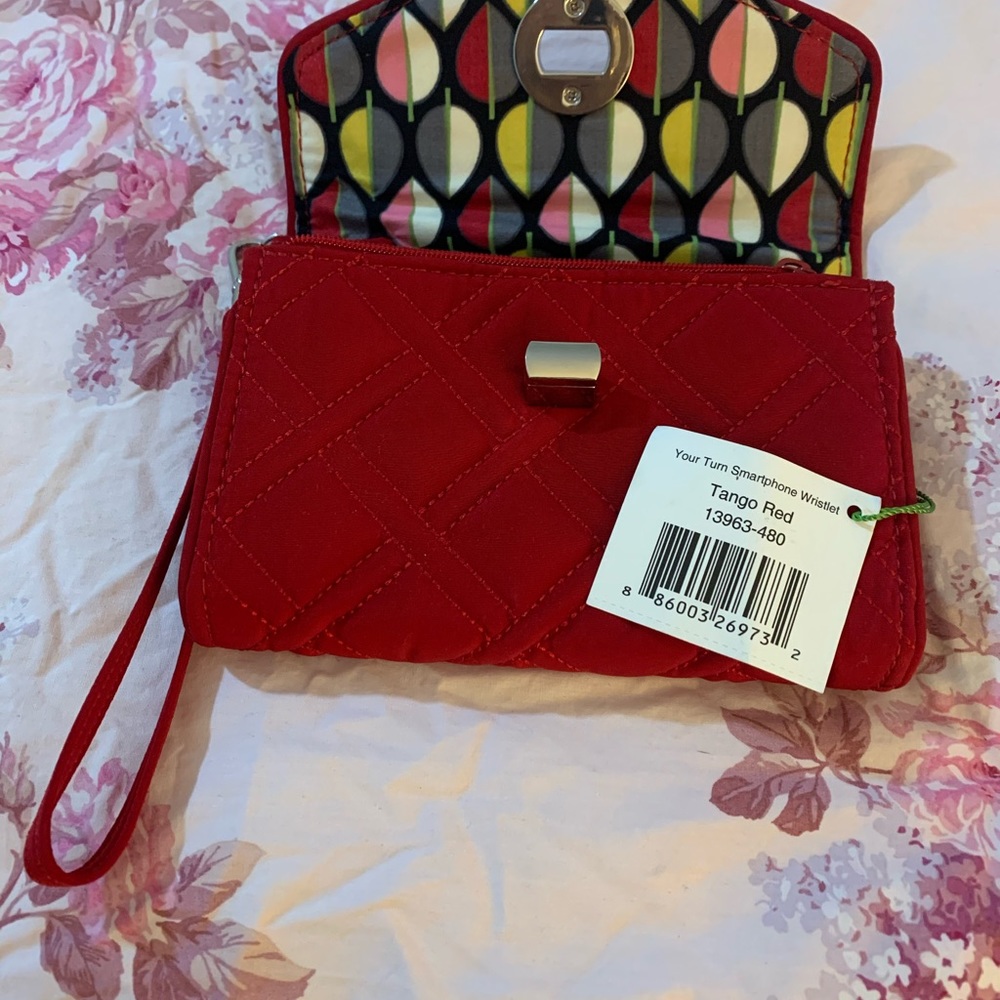 Vera Bradley smartphone wristlet